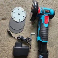 3인치 12V 그라인더 배터리1개, 철재 디스크날 3개, 석재날1개포함