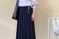 킨다베이지 아가타 썸머 플리츠 스커트 네이비
