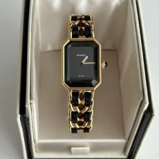 샤넬 프리미에르 시계 금장 M사이즈 상태최상