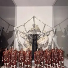 진격의 거인 i상 피규어 초대형거인 벽거인 리페인트 도색 제일복권 땅울림