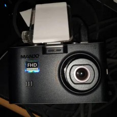 만도 BF100 풀HD 2채널 블랙박스입니다상태는 사진 참고해주세요~