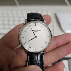 프레드릭 콘스탄트 쿼츠 판매합니다.