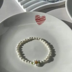 꽃잎 비즈 팔찌