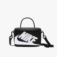 나이키 미니 슈박스 크로스바디백 3L 블랙