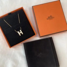 [ 화이트 / 골드 색상 , 실착 5회 ] 에르메스 팝아슈 목걸이