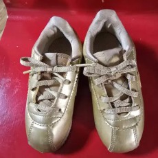 나이키키즈 코르테즈 골드 운동화