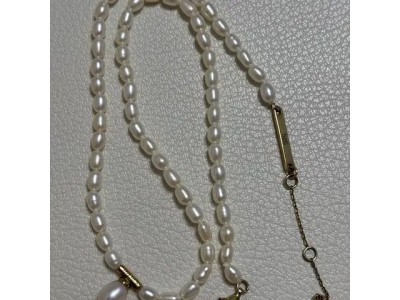 이에르로르 진주목걸이