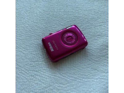 니콘 쿨픽스 s01