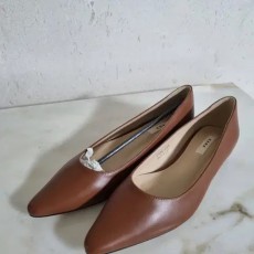 (새것) 카라  브라운 플랫 슈즈 .구두