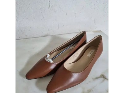 (새것) 카라  브라운 플랫 슈즈 .구두